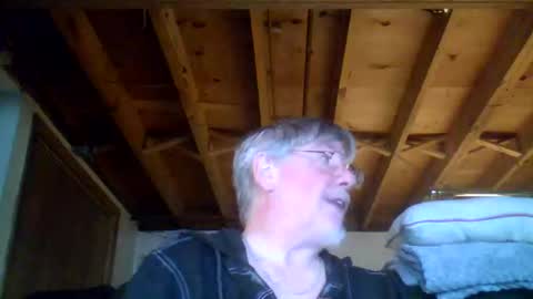 Snapshot of mrblade666 chatting on April 20, 2026, 11:13 am mrblade666 online show from April 20, 2026, 11:13 am