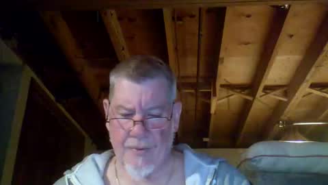 Snapshot of mrblade666 chatting on April 28, 2026, 12:20 am mrblade666 online show from April 28, 2026, 12:20 am