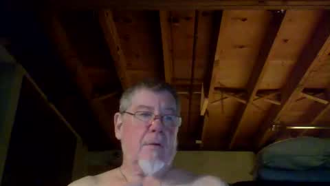 Snapshot of mrblade666 chatting on May 25, 2026, 2:23 pm mrblade666 online show from May 25, 2026, 2:23 pm