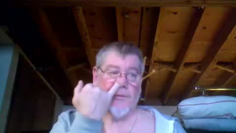 Snapshot of mrblade666 chatting on June 1, 2026, 9:55 am mrblade666 online show from June 1, 2026, 9:55 am