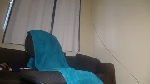 Snapshot of mrbrown_strong chatting on May 15, 2026, 3:19 pm mr brown online show from May 15, 2026, 3:19 pm