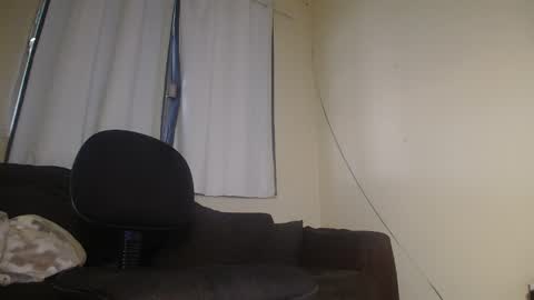 Snapshot of mrbrown_strong chatting on May 22, 2026, 11:49 am mr brown online show from May 22, 2026, 11:49 am