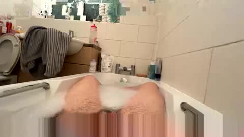 mrel69681500 online show from November 24, 2025, 6:29 pm