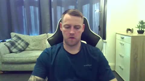 mrengland86566 online show from March 11, 2026, 3:18 pm