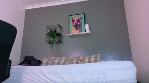 Mr Fox online show from May 30, 2026, 7:44 pm