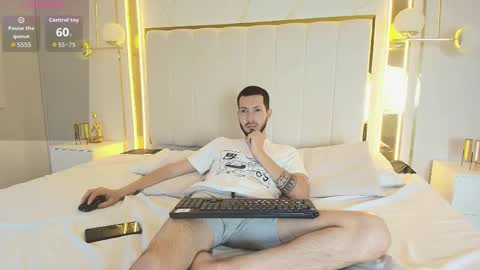 Andy online show from September 16, 2025, 3:40 am