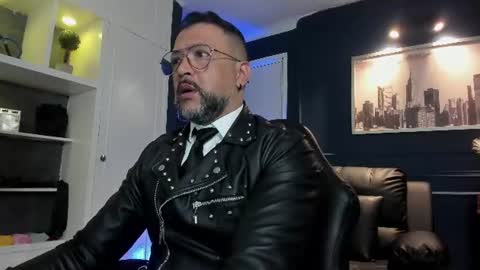 MrFrank. online show from July 18, 2026, 11:25 am