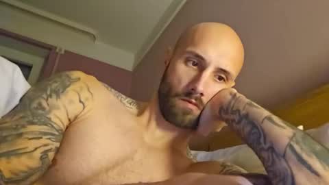 mrga591904 online show from November 24, 2025, 11:10 am