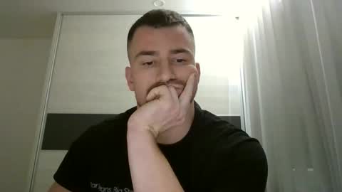 Snapshot of mrhornyy12113 chatting on February 20, 2026, 9:59 pm mrhornyy12113 online show from February 20, 2026, 9:59 pm