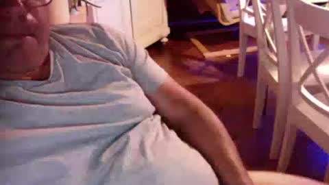 Snapshot of mrhotalot chatting on June 1, 2026, 9:05 pm mrhotalot online show from June 1, 2026, 9:05 pm