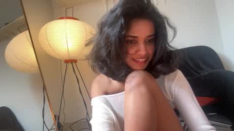 mriea_ online show from February 2, 2026, 4:55 am