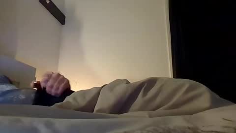 Snapshot of mrjambonsec chatting on December 5, 2024, 9:28 am mrjambonsec online show from December 5, 2024, 9:28 am