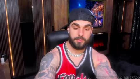 mrkarlhot99 online show from May 12, 2026, 7:27 am