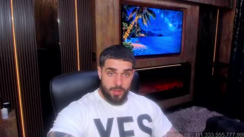 mrkarlhot99 online show from May 22, 2026, 8:21 am