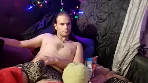 Snapshot of mrkinksized chatting on December 23, 2024, 7:17 am MrKinkSized online show from December 23, 2024, 7:17 am