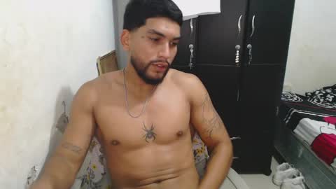 Mrlevrone1 online show from May 31, 2026, 12:41 am