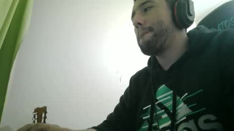 Snapshot of mrlilnice chatting on April 25, 2026, 5:32 am mrlilnice online show from April 25, 2026, 5:32 am