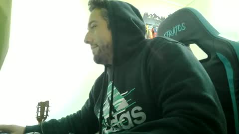 Snapshot of mrlilnice chatting on June 12, 2026, 2:27 pm mrlilnice online show from June 12, 2026, 2:27 pm