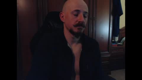 Antony online show from April 15, 2026, 2:02 pm