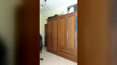 Snapshot of mrman0223 chatting on June 25, 2026, 7:24 am Antony online show from June 25, 2026, 7:24 am