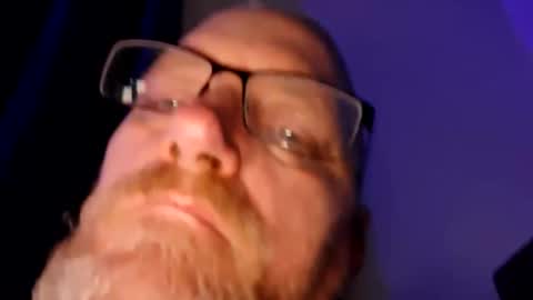 Snapshot of mrnmrsfucks4u chatting on May 6, 2026, 12:41 am mrnmrsfucks4u online show from May 6, 2026, 12:41 am