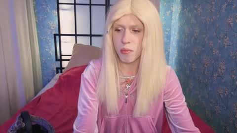 Barbie online show from November 19, 2025, 5:29 am