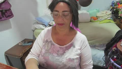 mrs_mommy online show from April 9, 2026, 10:04 pm