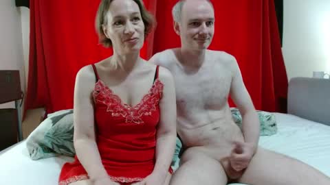 Mrs Velvet Vixen online show from May 21, 2026, 7:48 am