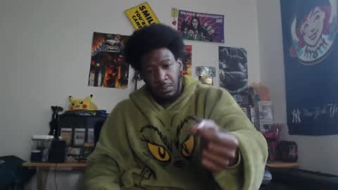 Snapshot of mrsoonicexrated chatting on June 16, 2026, 10:40 am mrsoonicexrated online show from June 16, 2026, 10:40 am