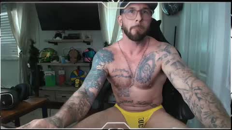 Snapshot of mrstr33tfr33k chatting on February 17, 2025, 6:59 pm mrstr33tfr33k online show from February 17, 2025, 6:59 pm