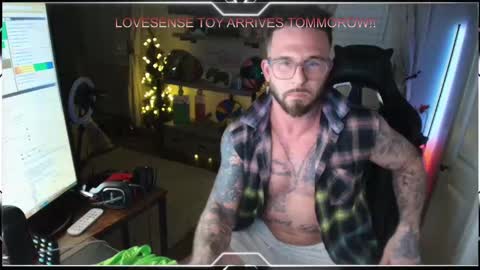 Snapshot of mrstr33tfr33k chatting on February 21, 2025, 3:45 am mrstr33tfr33k online show from February 21, 2025, 3:45 am