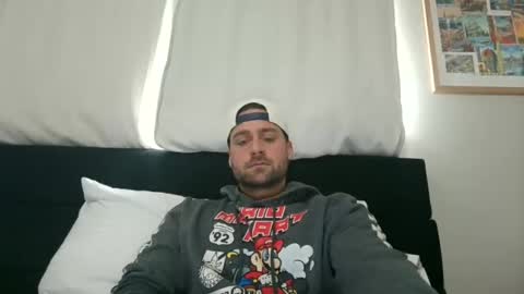 mrthickly818 online show from March 17, 2026, 1:14 pm