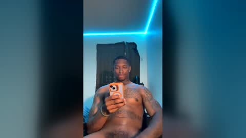 Snapshot of mrtrunk116 chatting on June 7, 2026, 2:32 pm mrtrunk116 online show from June 7, 2026, 2:32 pm