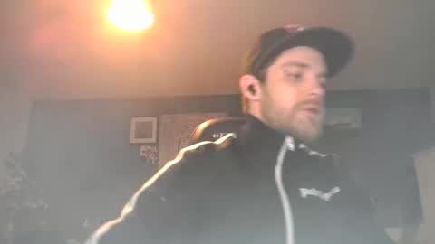 mrtumbleuk1 online show from January 17, 2026, 3:44 am