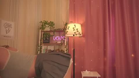 Snapshot of ms_evasweet chatting on June 1, 2026, 12:29 pm Eva 3 online show from June 1, 2026, 12:29 pm