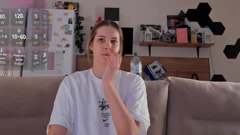 Ms ForYOU online show from November 21, 2025, 4:05 pm