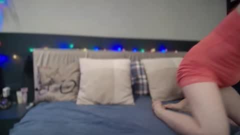 Snapshot of ms_mel chatting on February 9, 2025, 7:38 am Melanie online show from February 9, 2025, 7:38 am