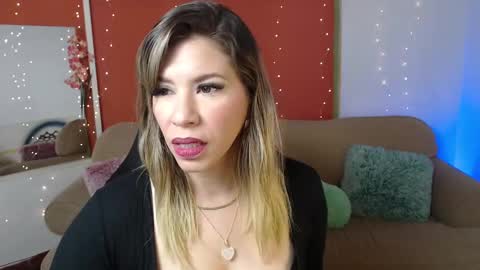 Snapshot of ms_sofiax chatting on January 4, 2025, 4:54 pm Sofia online show from January 4, 2025, 4:54 pm