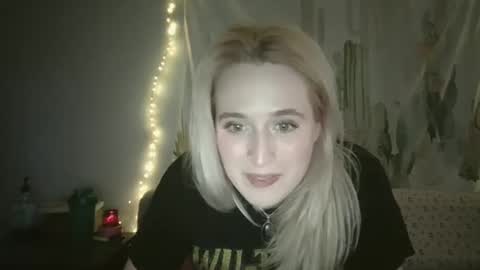 Snapshot of msclairewhatever chatting on September 30, 2025, 4:17 am msclairewhatever online show from September 30, 2025, 4:17 am