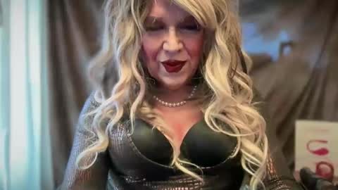 mskarentoy online show from January 31, 2026, 9:35 pm