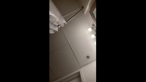 Snapshot of mskitty000 chatting on November 7, 2025, 8:09 pm mskitty000 online show from November 7, 2025, 8:09 pm