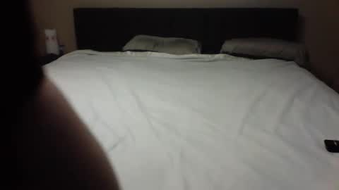 msmith810 online show from April 22, 2026, 2:14 am