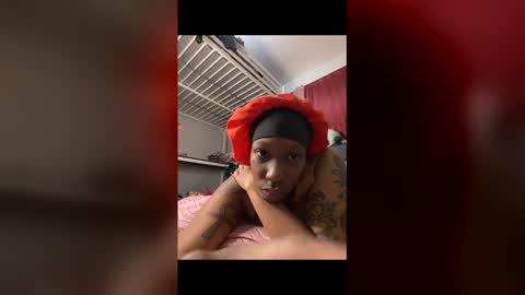 Ms SapPhire online show from December 22, 2025, 4:09 am