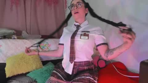 Chloe new account online show from October 30, 2025, 10:43 pm