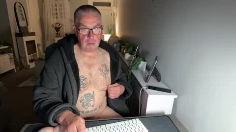 Snapshot of mtb1697 chatting on September 30, 2025, 10:59 pm mtb1697 online show from September 30, 2025, 10:59 pm