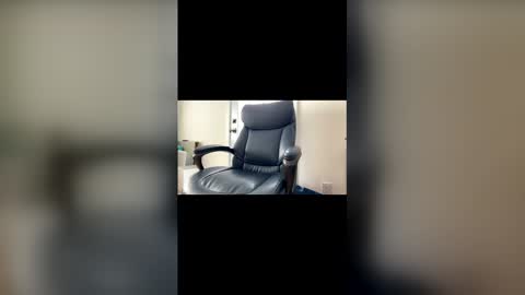 Snapshot of mtllove69 chatting on March 9, 2026, 3:05 pm mtllove69 online show from March 9, 2026, 3:05 pm