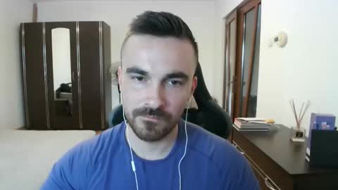 Snapshot of mu5clemania chatting on May 9, 2026, 4:01 pm Victor online show from May 9, 2026, 4:01 pm