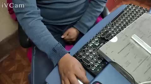 Snapshot of muchachosam chatting on March 9, 2025, 6:21 pm zenon online show from March 9, 2025, 6:21 pm