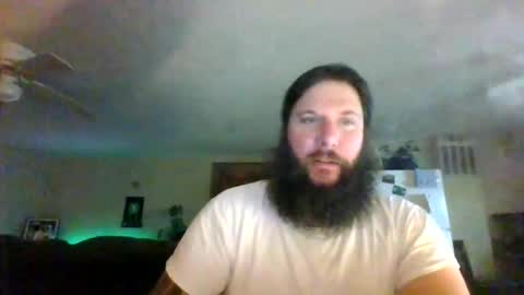 Snapshot of mudge chatting on December 29, 2024, 2:38 am Mudge online show from December 29, 2024, 2:38 am