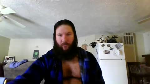 Snapshot of mudge chatting on February 6, 2025, 4:14 pm Mudge online show from February 6, 2025, 4:14 pm